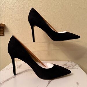 Sam Edelman Hazel, Black Suede, NIB with Factory Flaws, Size 10W